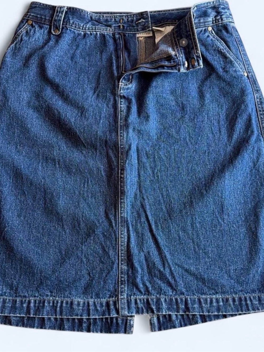 Women’s denim midi skirt by Kim Rogers. Dark wash, classic Jean style, size 14.